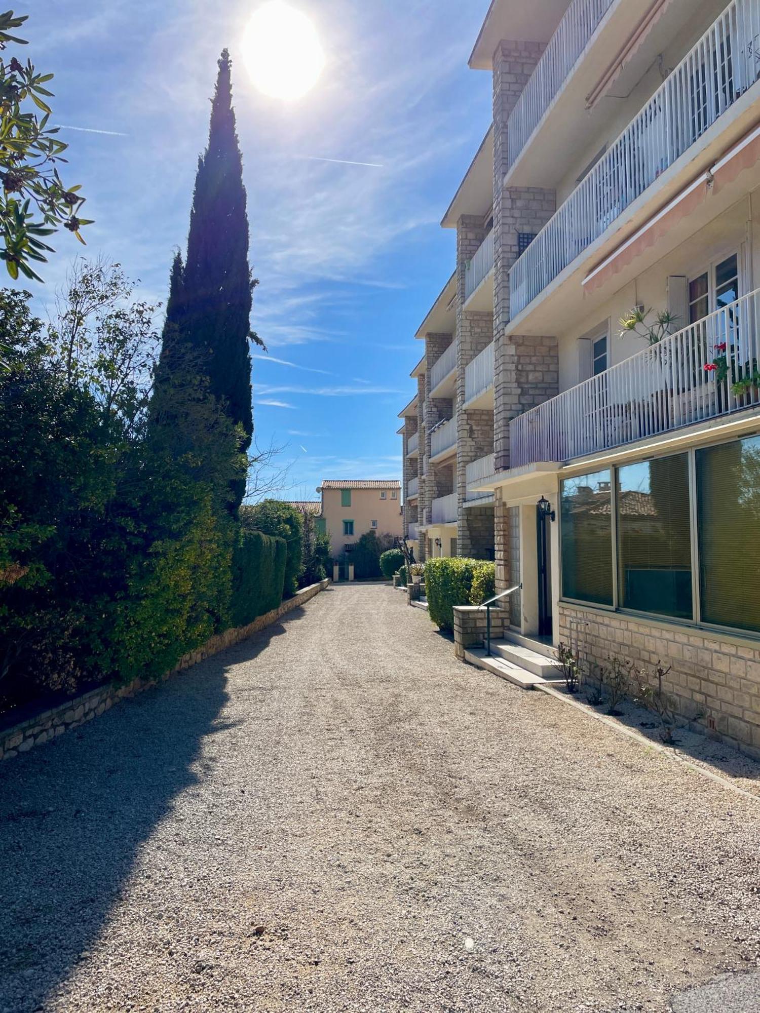 Au Coeur Et Au Calme De Bandol, Parking Et Climatisation Leilighet Eksteriør bilde